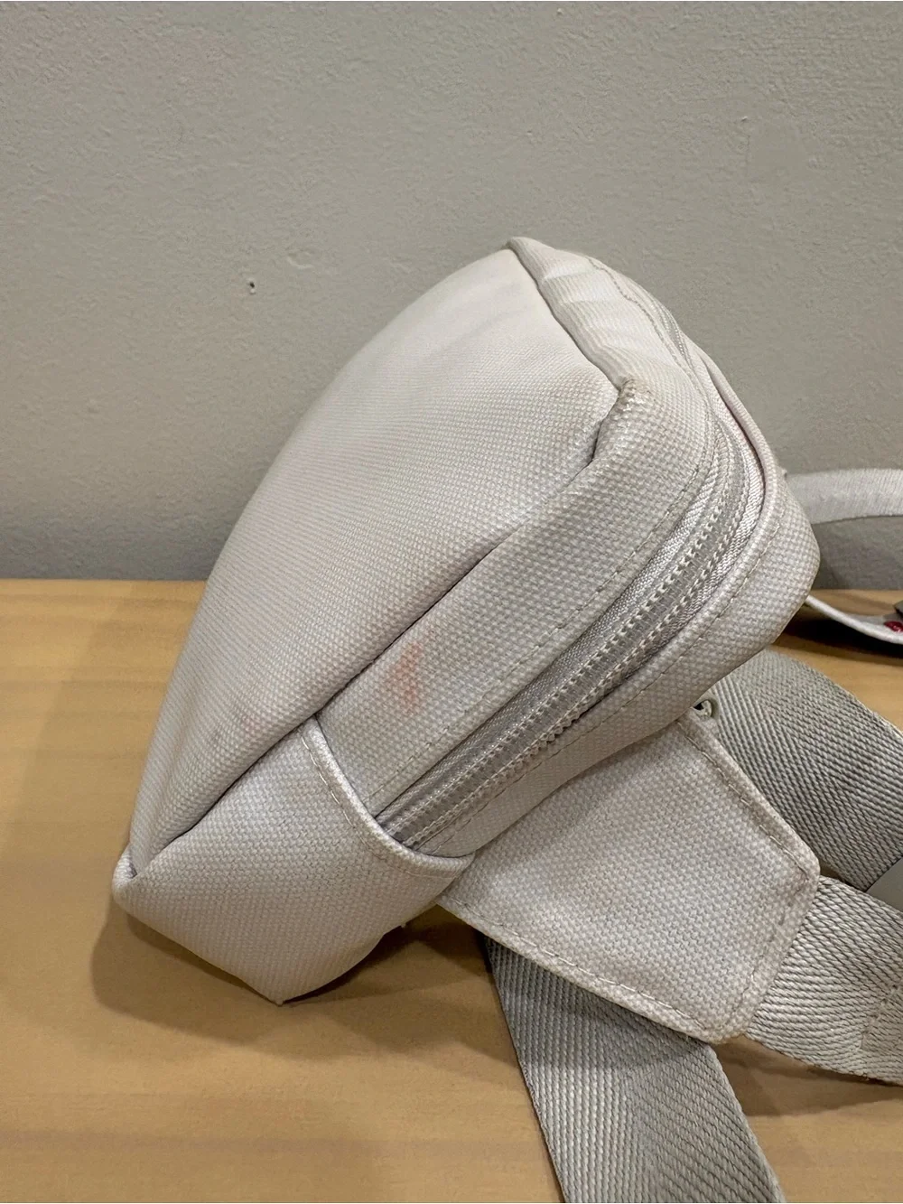 BÉIS x Lonely Ghost Text Me Belt Bag
